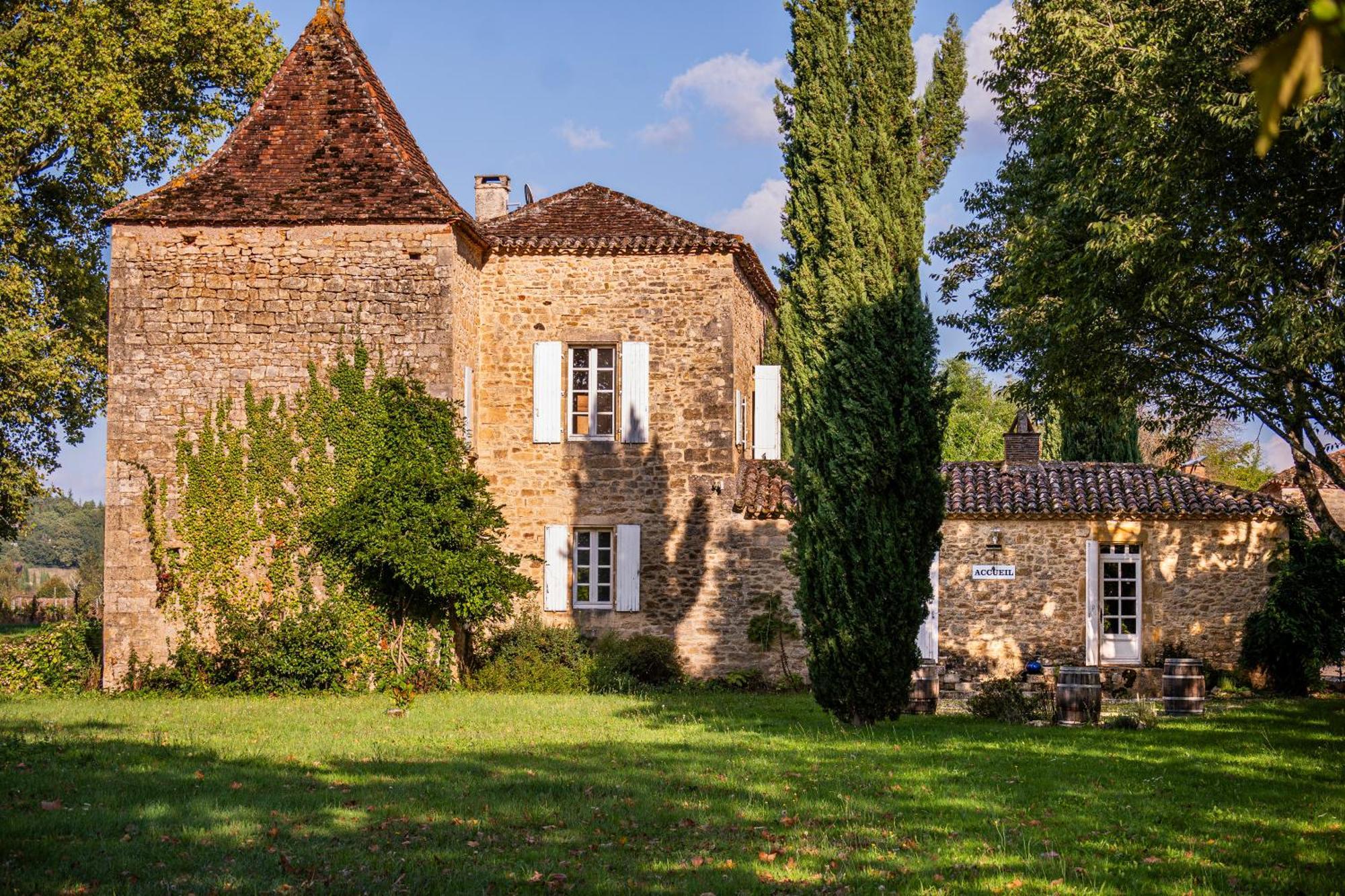 Chateau La Gineste - Castle And Vineyard Lodge Duravel